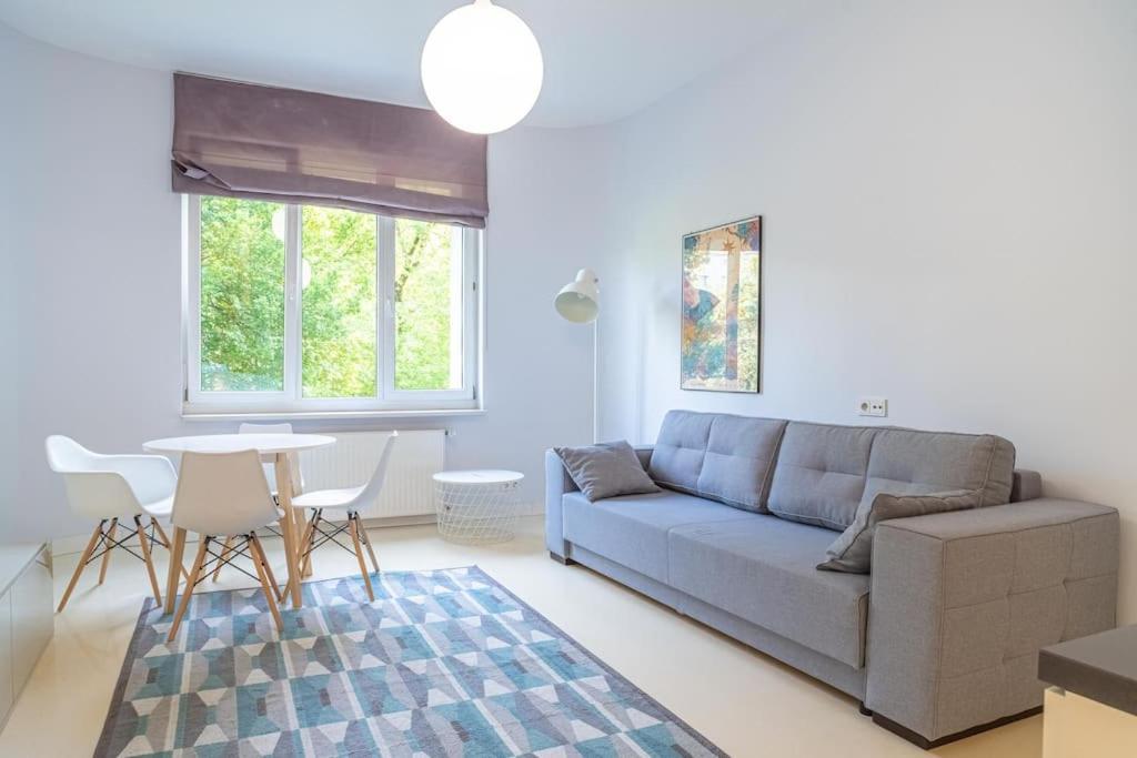 Rozana, Stary Mokotow Apartamento Varsóvia Exterior foto